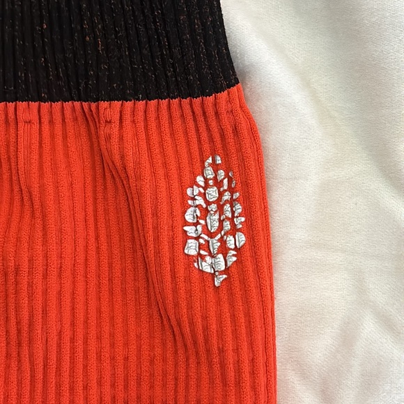 Red Free People Movement Biker Shorts - Picture 4 of 5